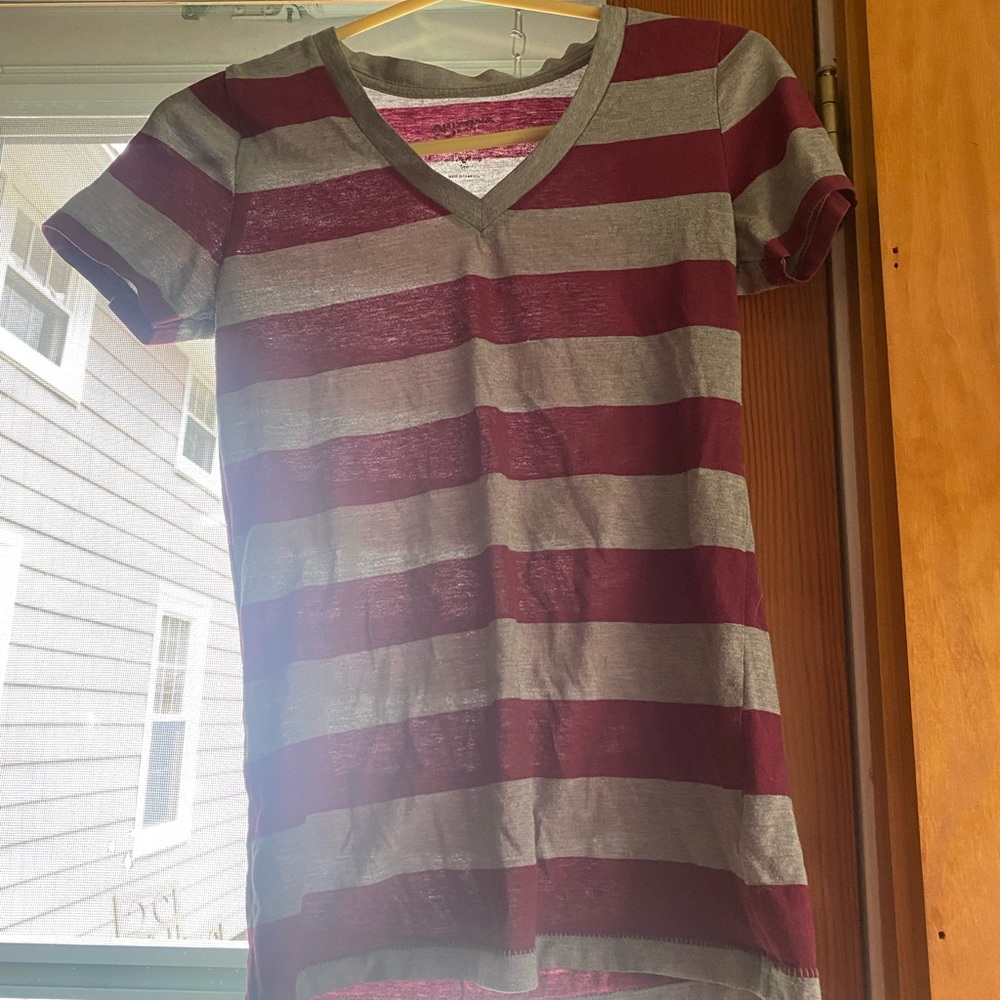 Women’s tee